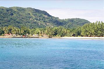Mit dem Boot nach La Digue